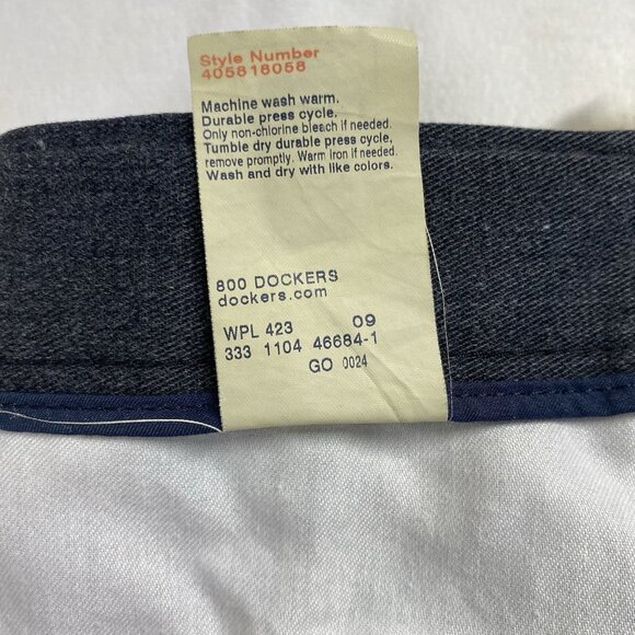 Dockers Individual Fit Waistband Flat Front Classic Fit Pants Men Sz 40x30 Gray - Picture 14 of 16